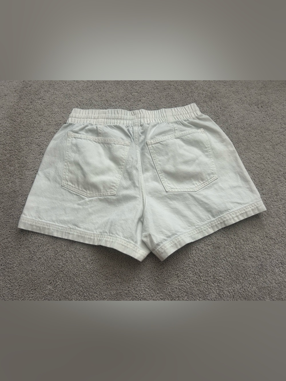 Universal Thread White Drawstring Shorts - Picture 3 of 3